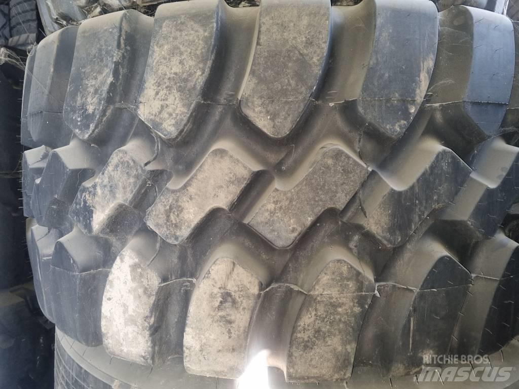 Goodyear GP-4D Tyres, wheels and rims