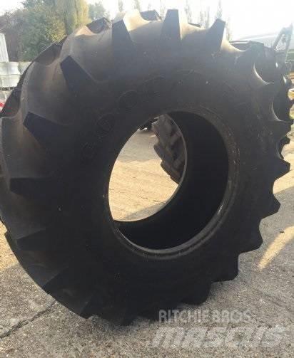Goodyear 650/75R32 Tyres, wheels and rims