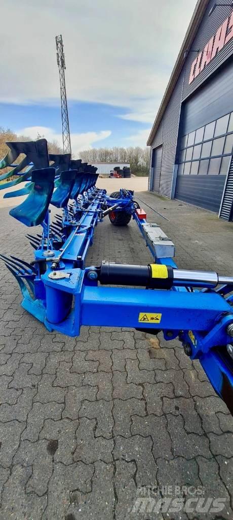 Lemken Diamant 11 Reversible ploughs