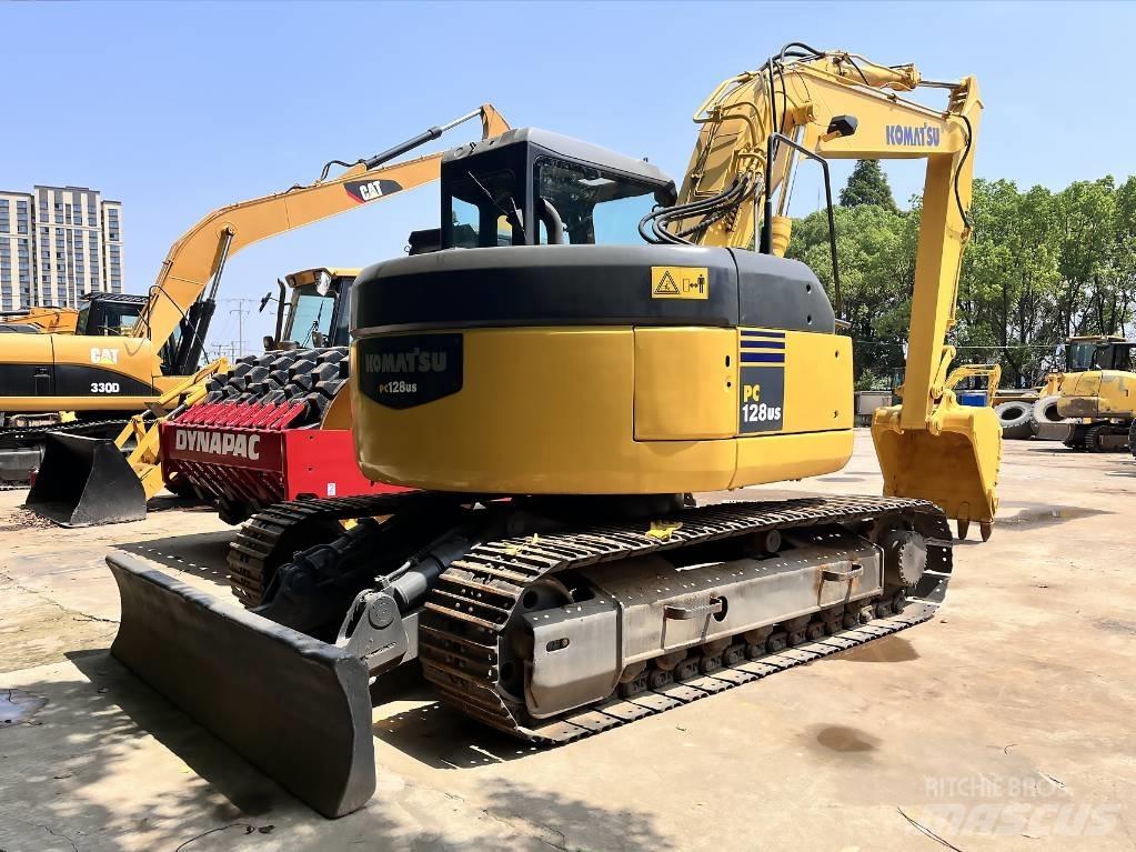 Komatsu PC 128 Crawler excavators