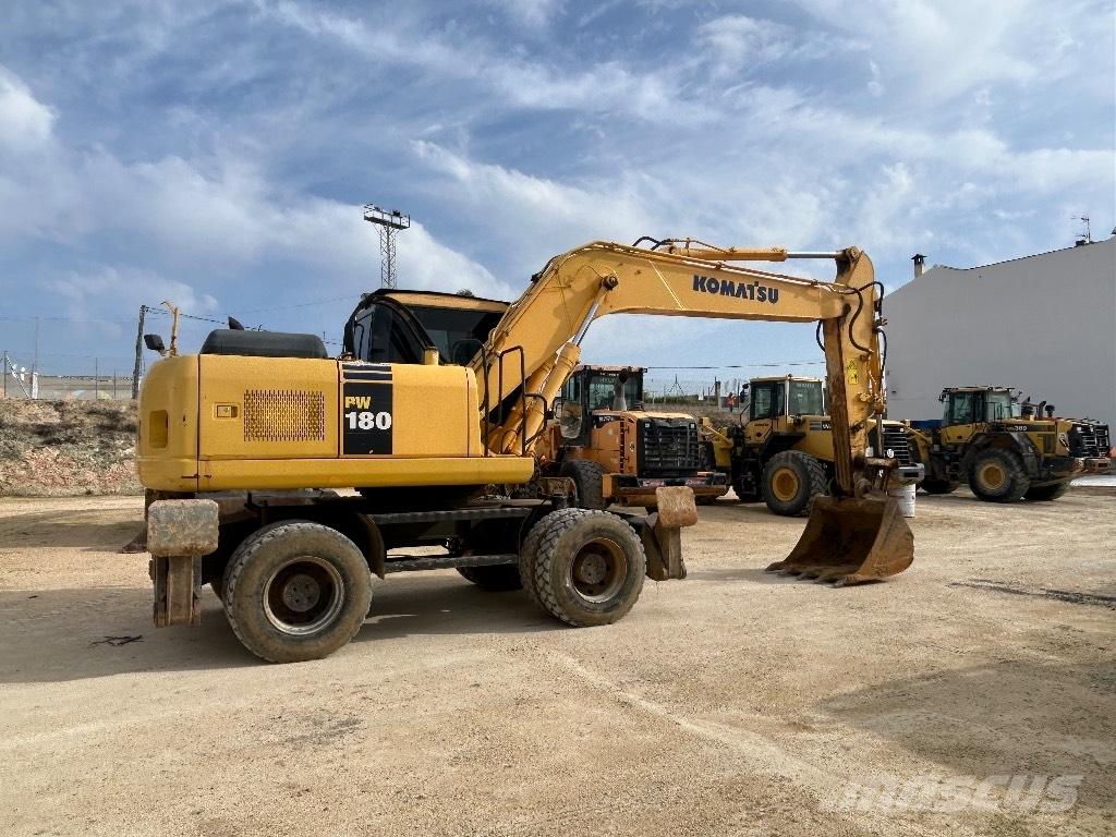 Komatsu PW 180 Wheeled excavators