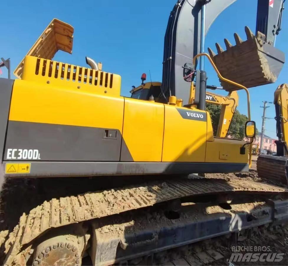 Volvo EC 300 D L Crawler excavators