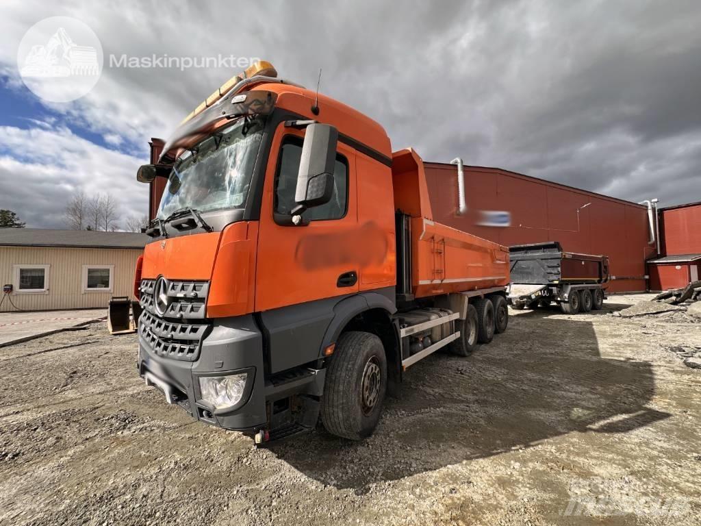 Mercedes-Benz Arocs Tipper trucks