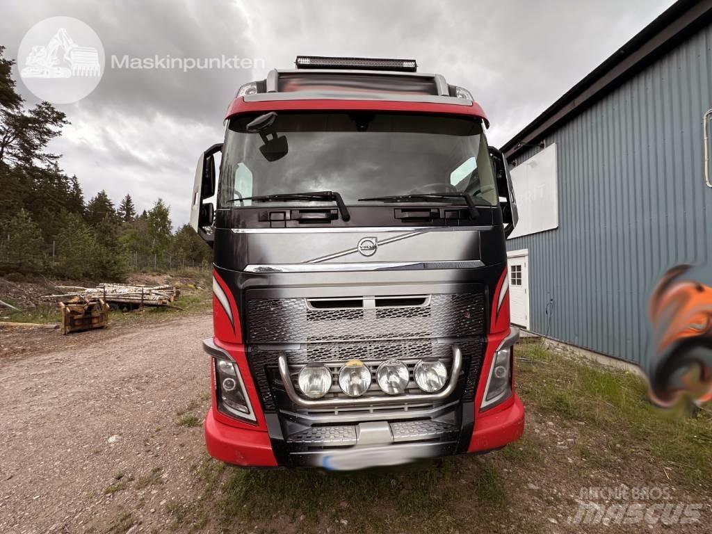 Volvo FH 16 750 Timber trucks