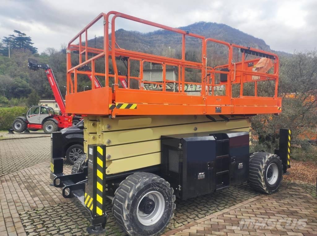 JLG 430 LRT Used Personnel lifts and access elevators