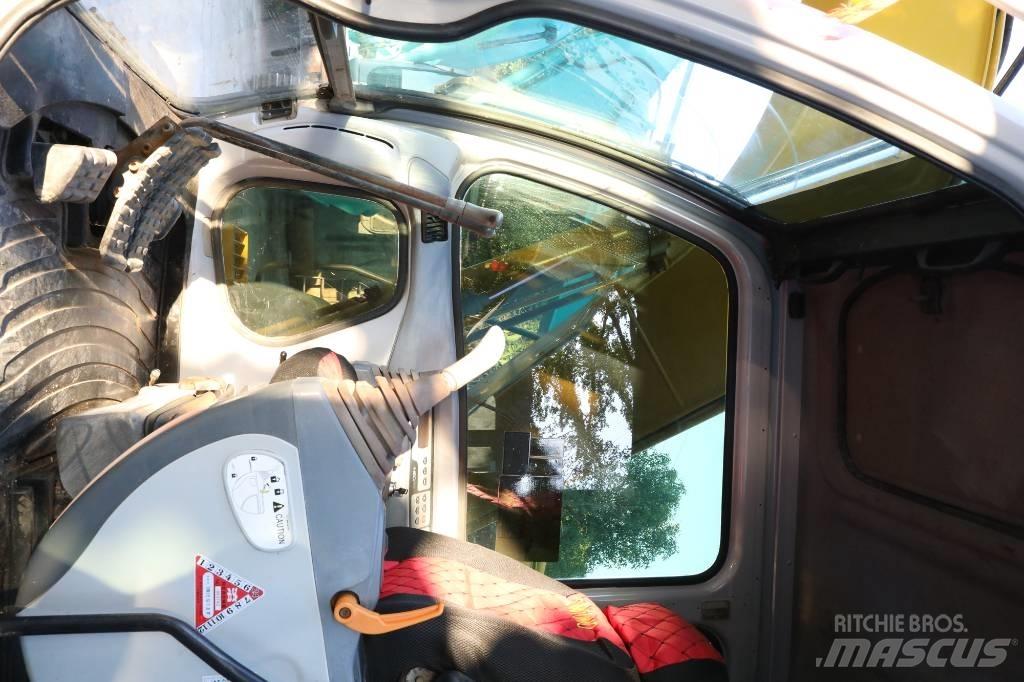 Sumitomo SH120A-3 Crawler excavators