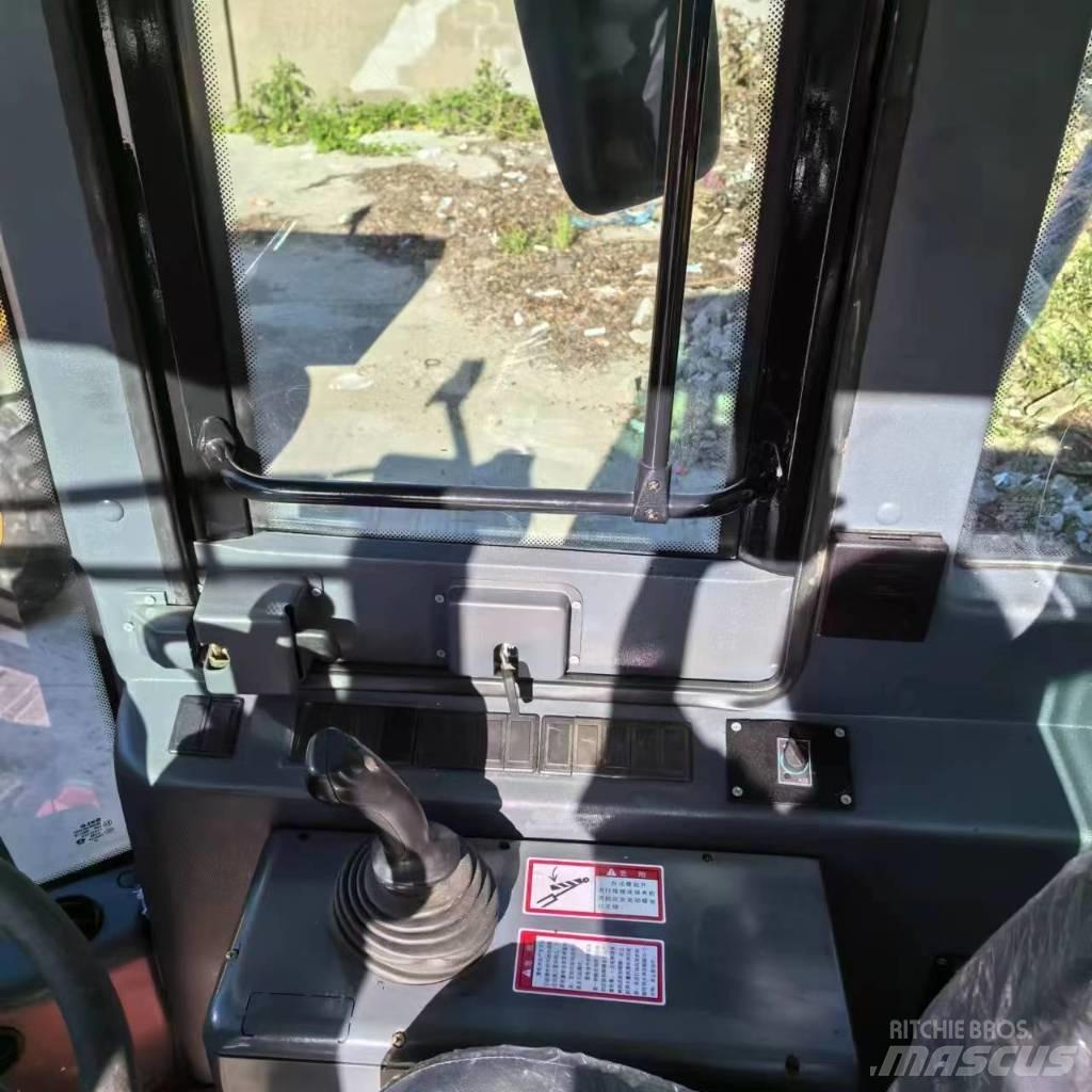 SDLG LG 958 L Wheel loaders