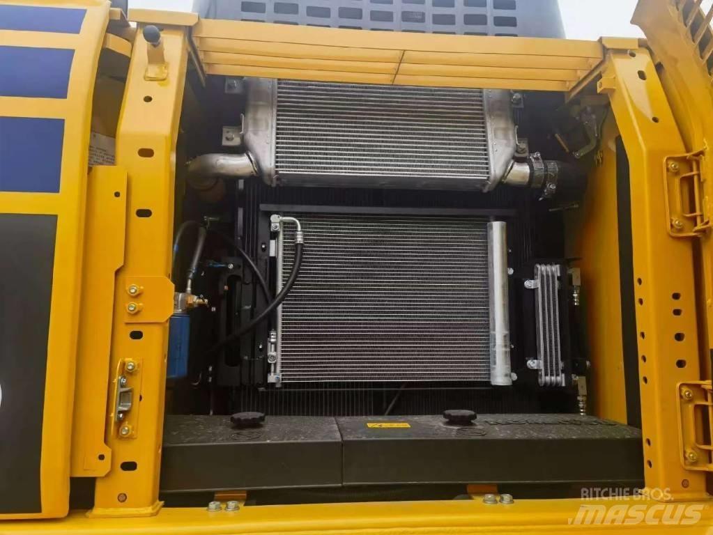 Komatsu PC 210 Crawler excavators