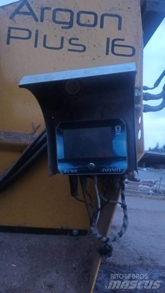  Matrix Argon Plus 16 Feed mixer