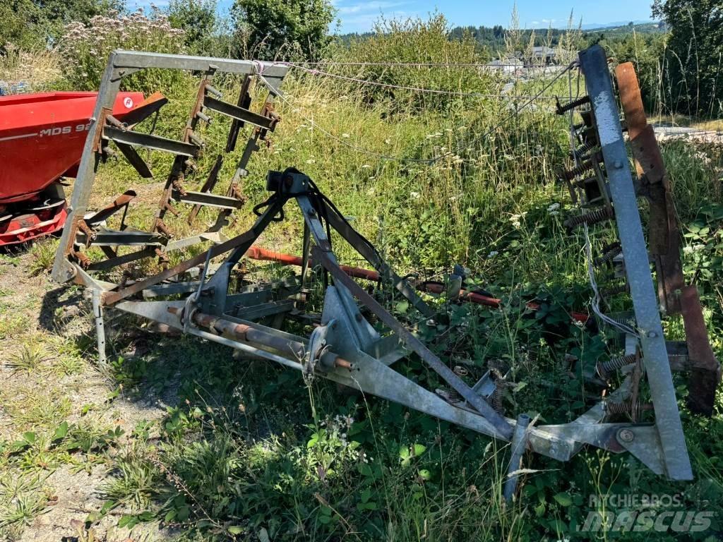  DOUCET RH7 Harrows