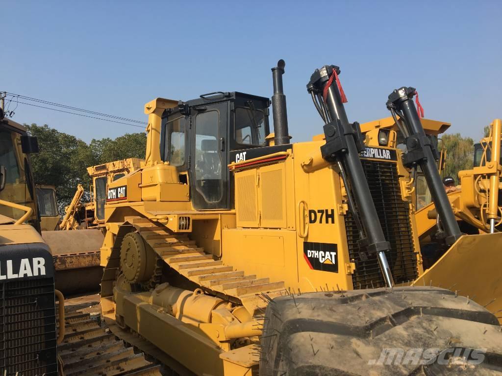CAT D7H Crawler dozers