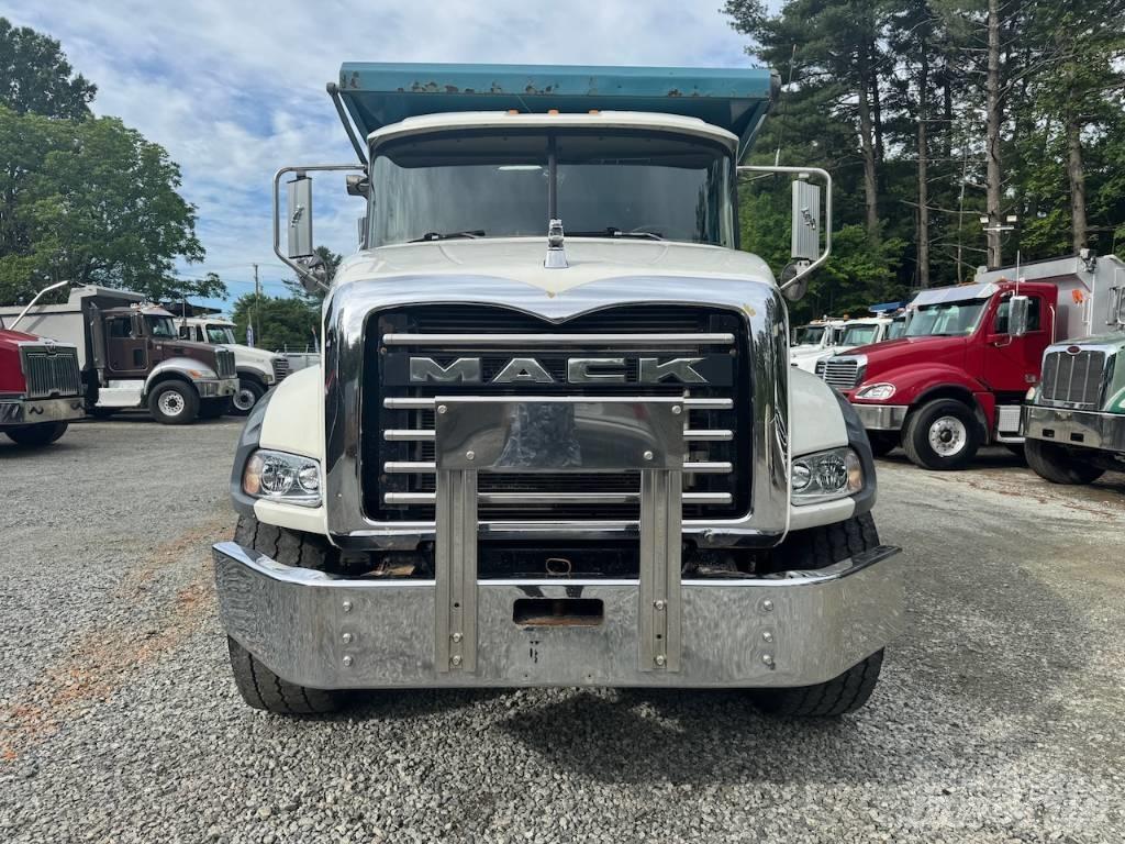 Mack Granite CT 713 Tipper trucks