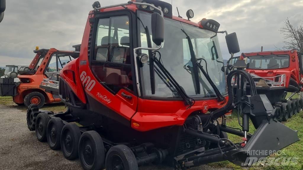  PistenBully  600 Snow groomers