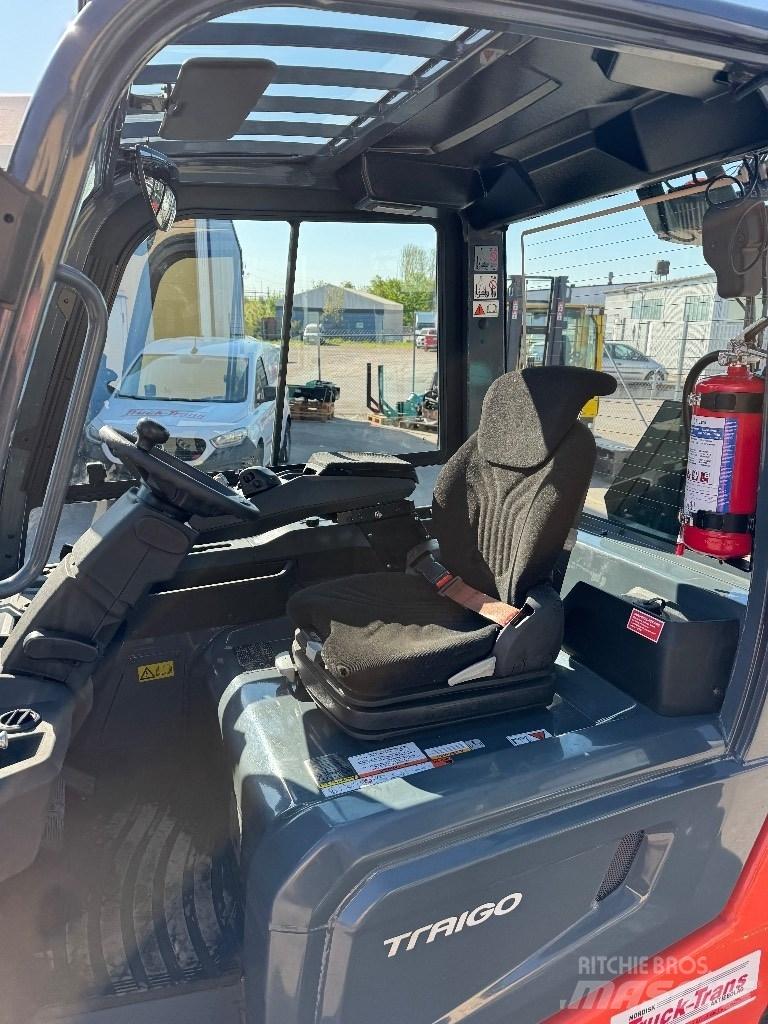 Toyota 9FBM30T Electric forklift trucks