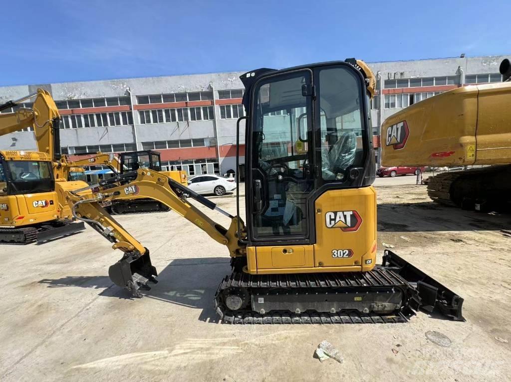 CAT 302 Mini excavators < 7t (Mini diggers)