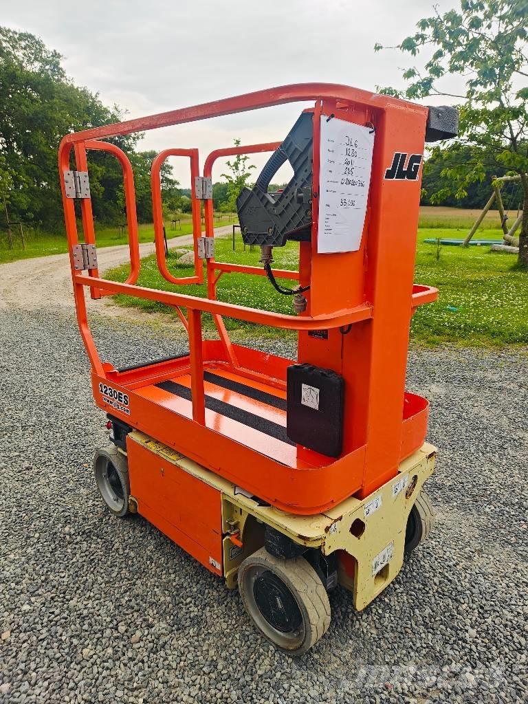 JLG 1230 ES Used Personnel lifts and access elevators