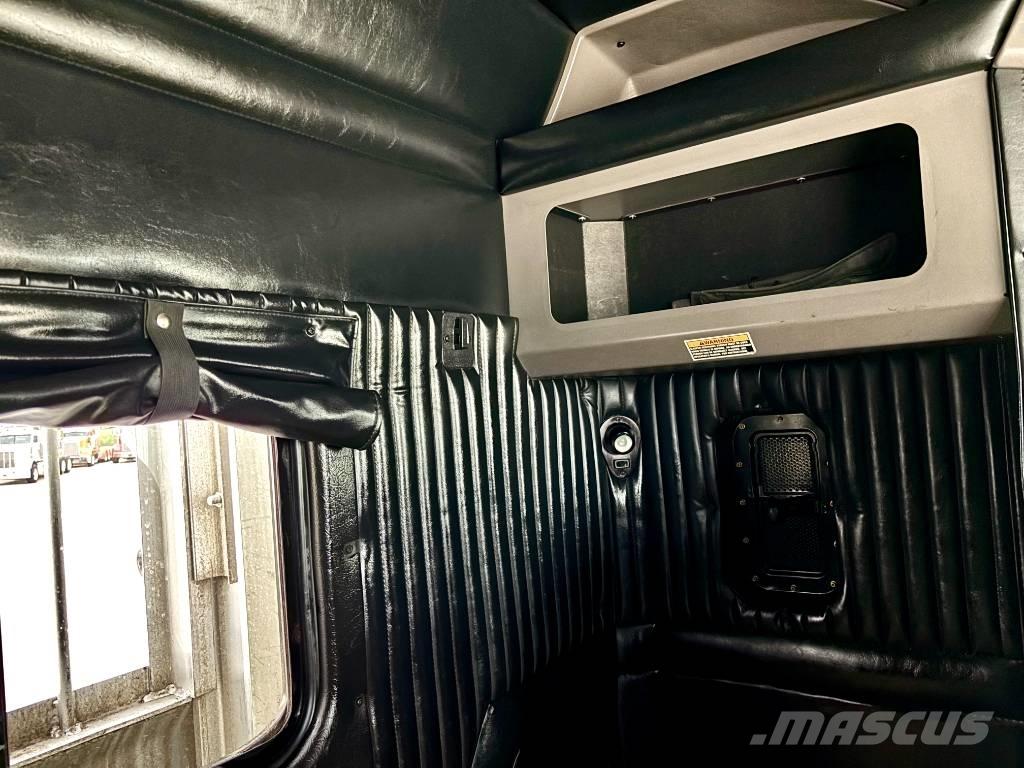 Kenworth T 800 Prime Movers