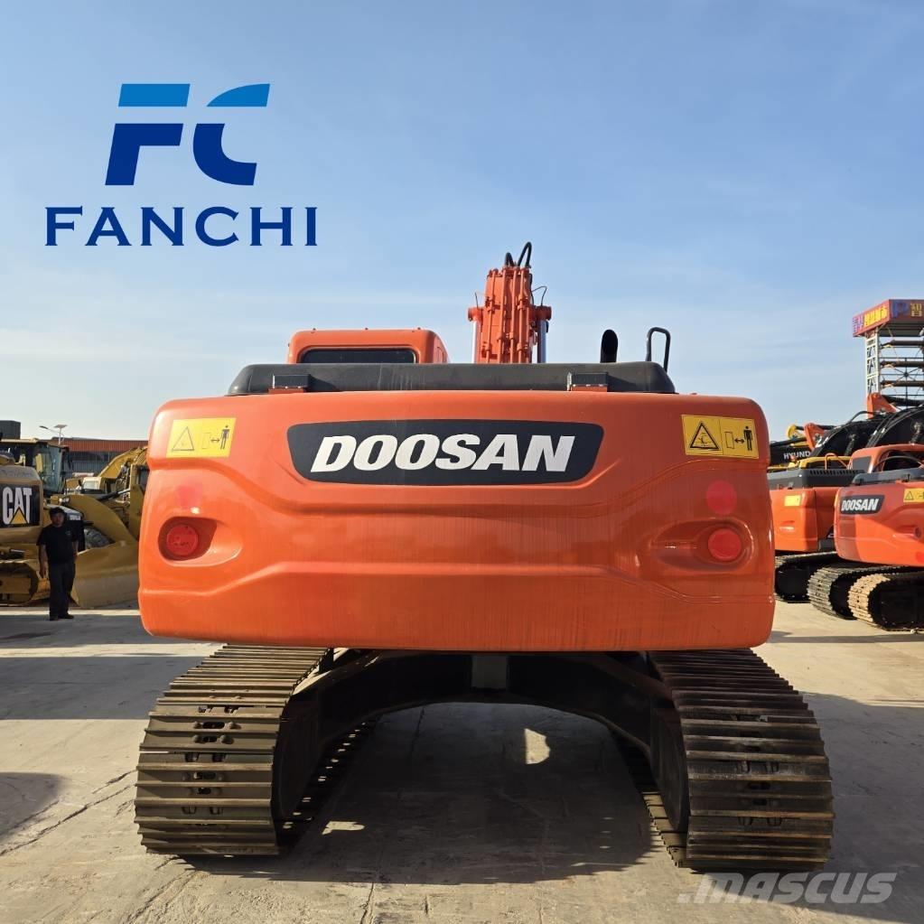 Doosan DX 225 LC Crawler excavators
