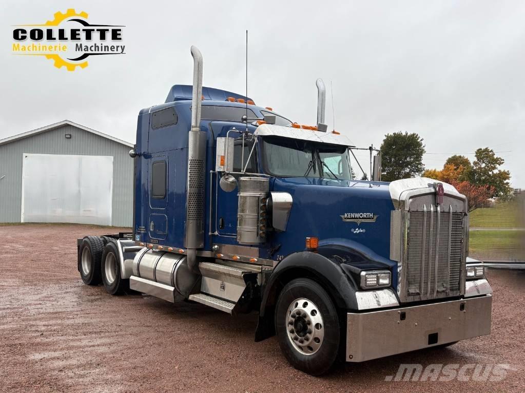 Kenworth W 900 Prime Movers