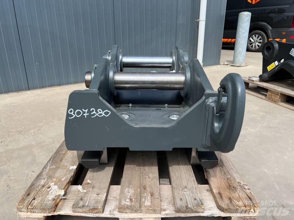 OilQuick OQ80 - 323 NG Quick connectors