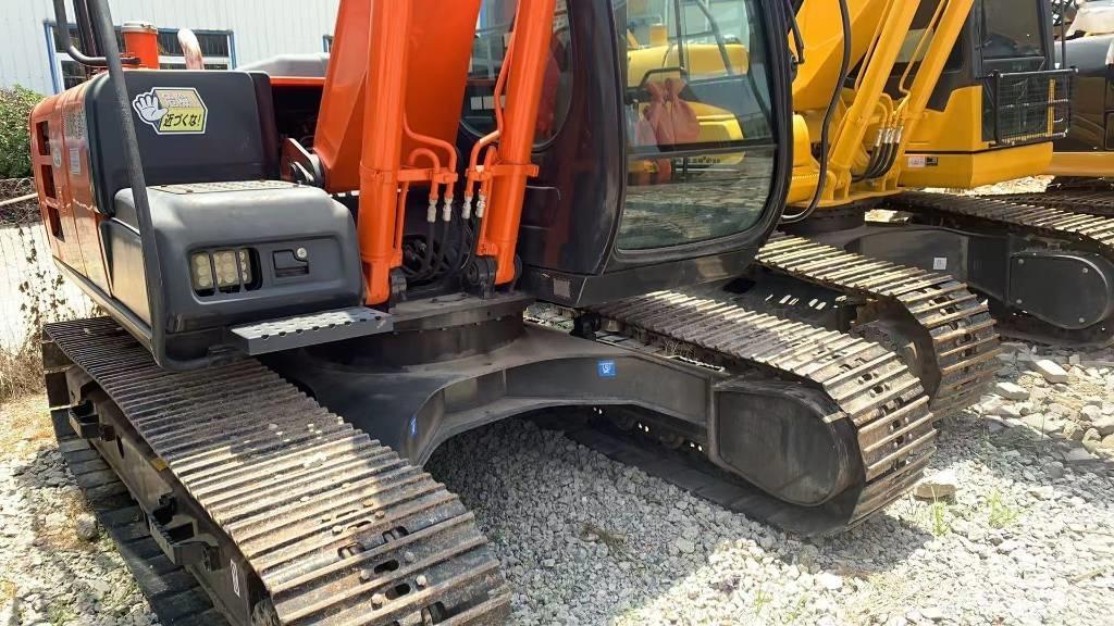 Hitachi ZAXIS120 Crawler excavators