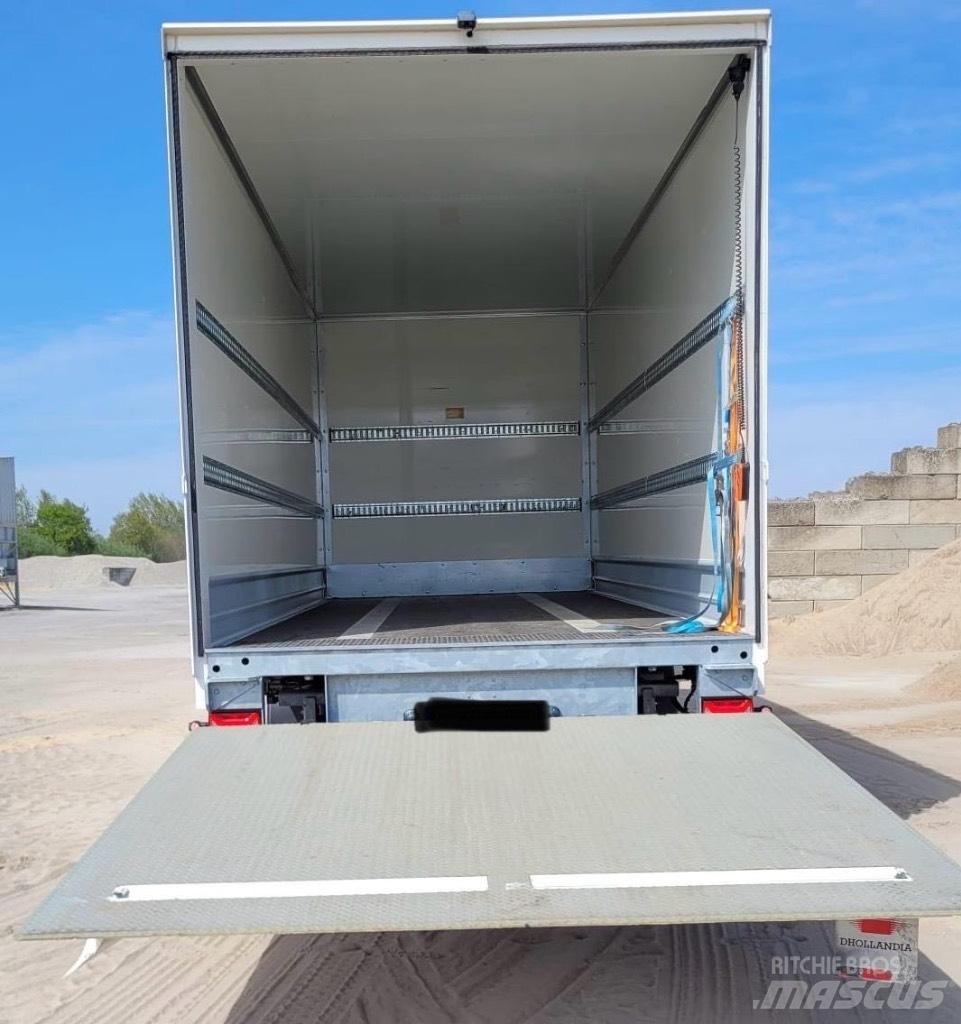 Van Hool 19T Wipkar Box Trailers