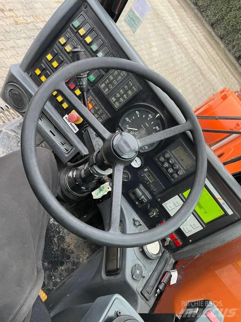 Demag AC 40-1 City All terrain cranes