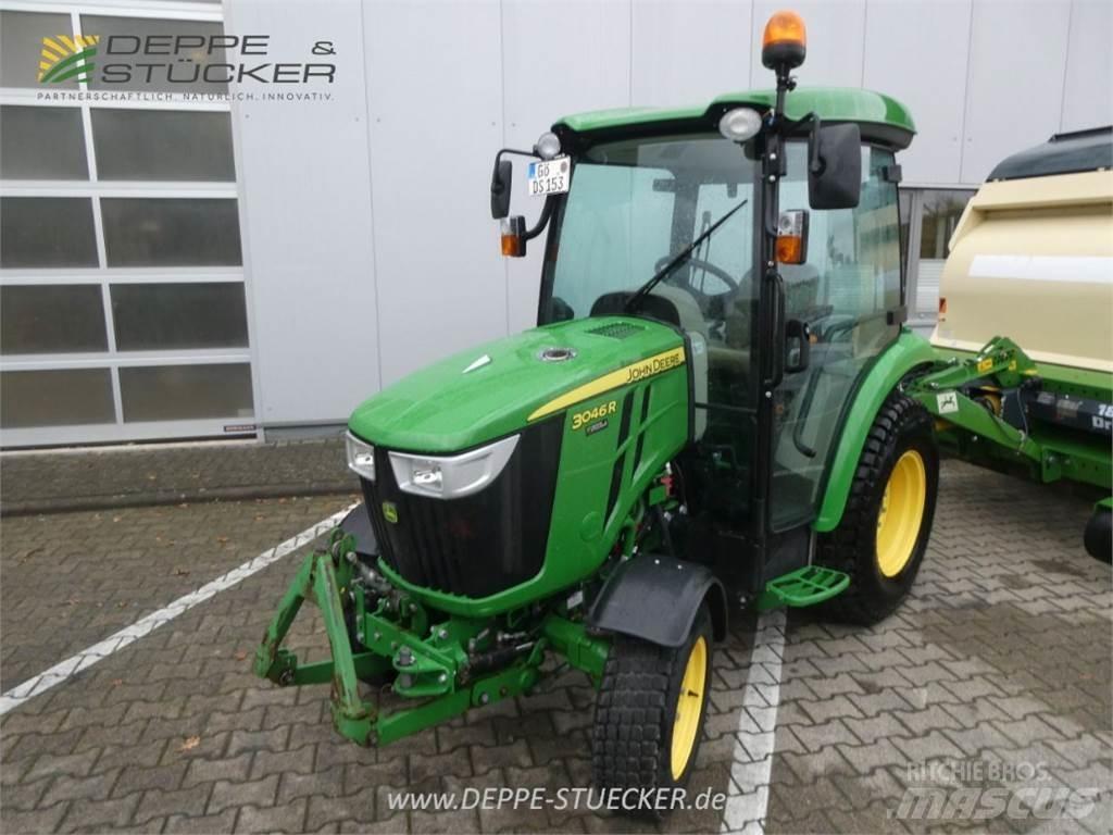 John Deere 3046R Compact tractors