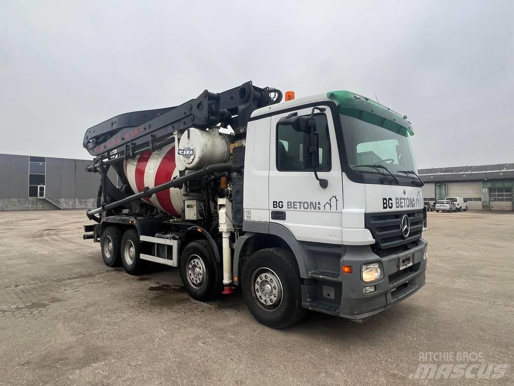Mercedes-Benz 3244 Concrete pumps