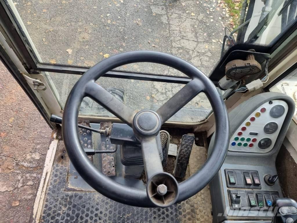 Terex TW 85 Wheeled excavators