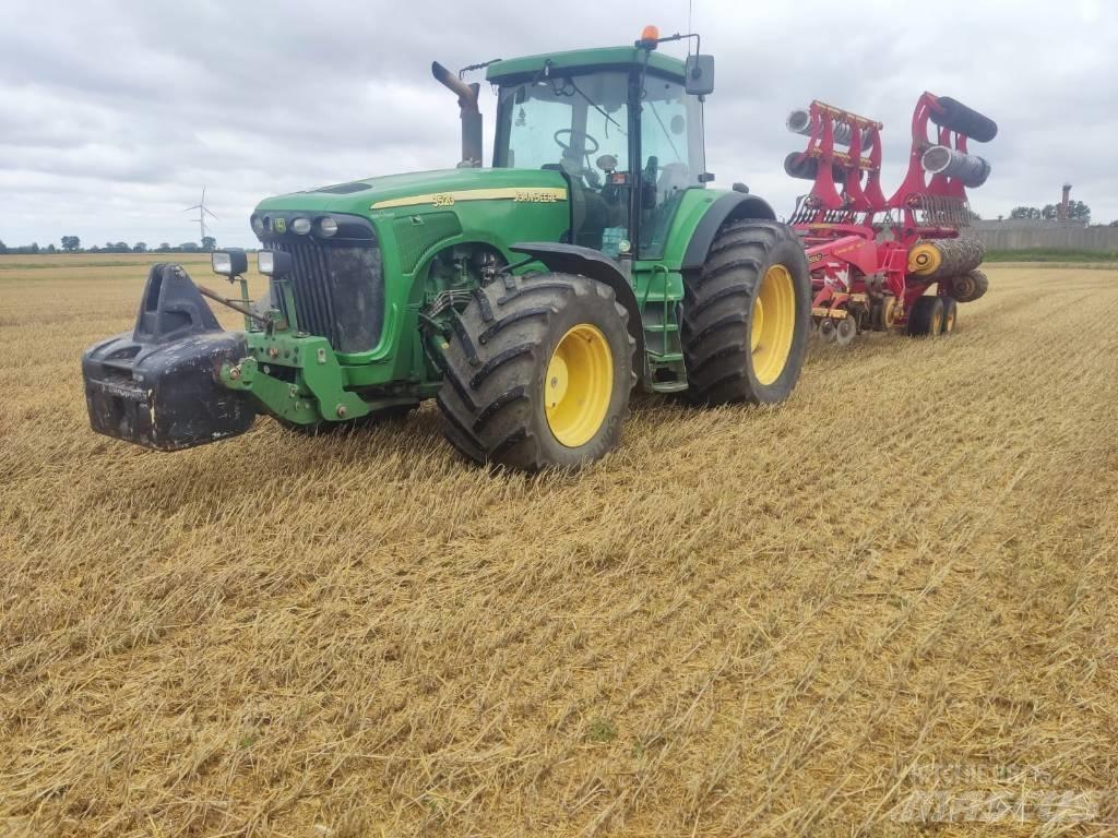 John Deere 8520 Tractors