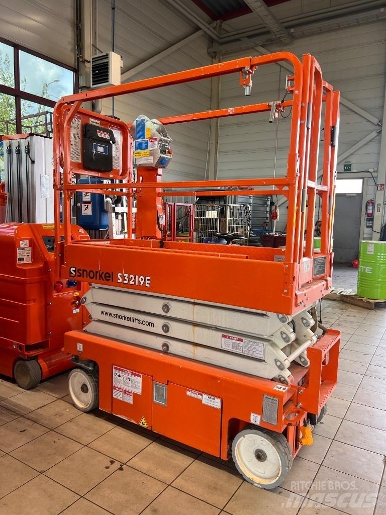 Snorkel S 1932 E Scissor lifts