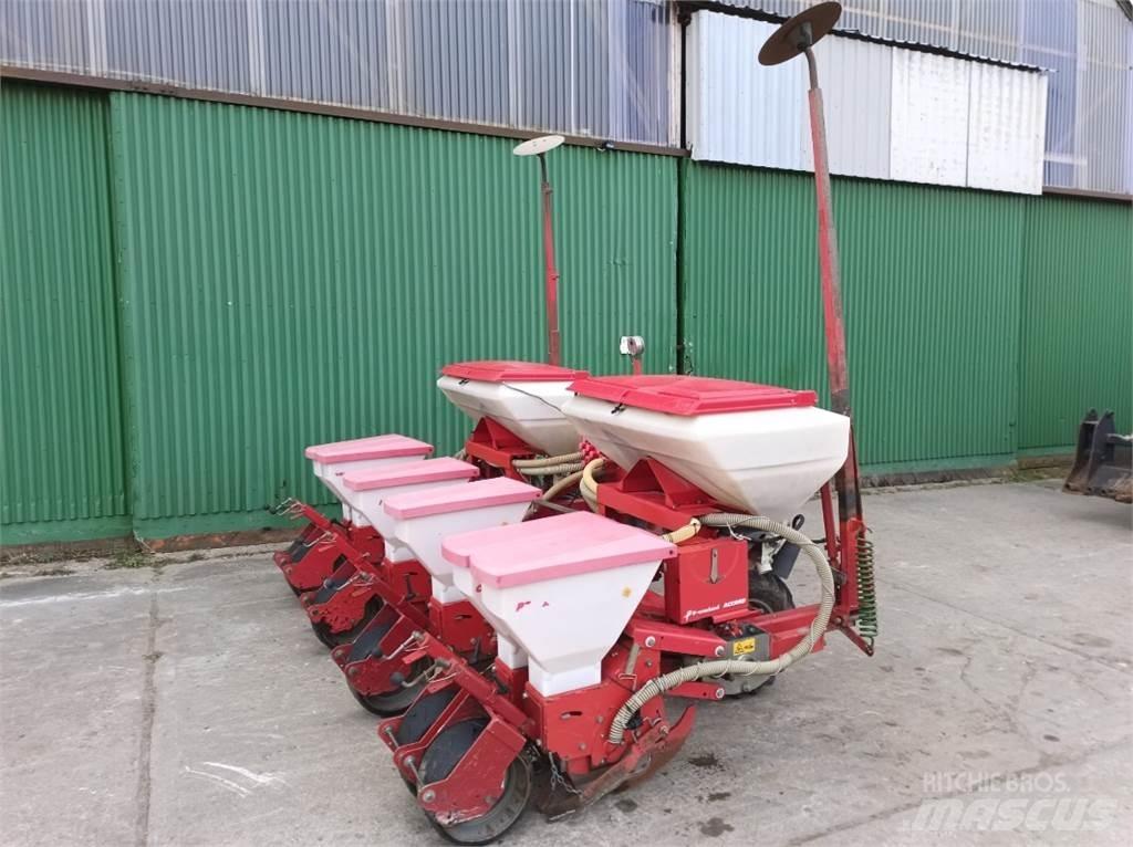 Accord Optima 810 Sowing machines