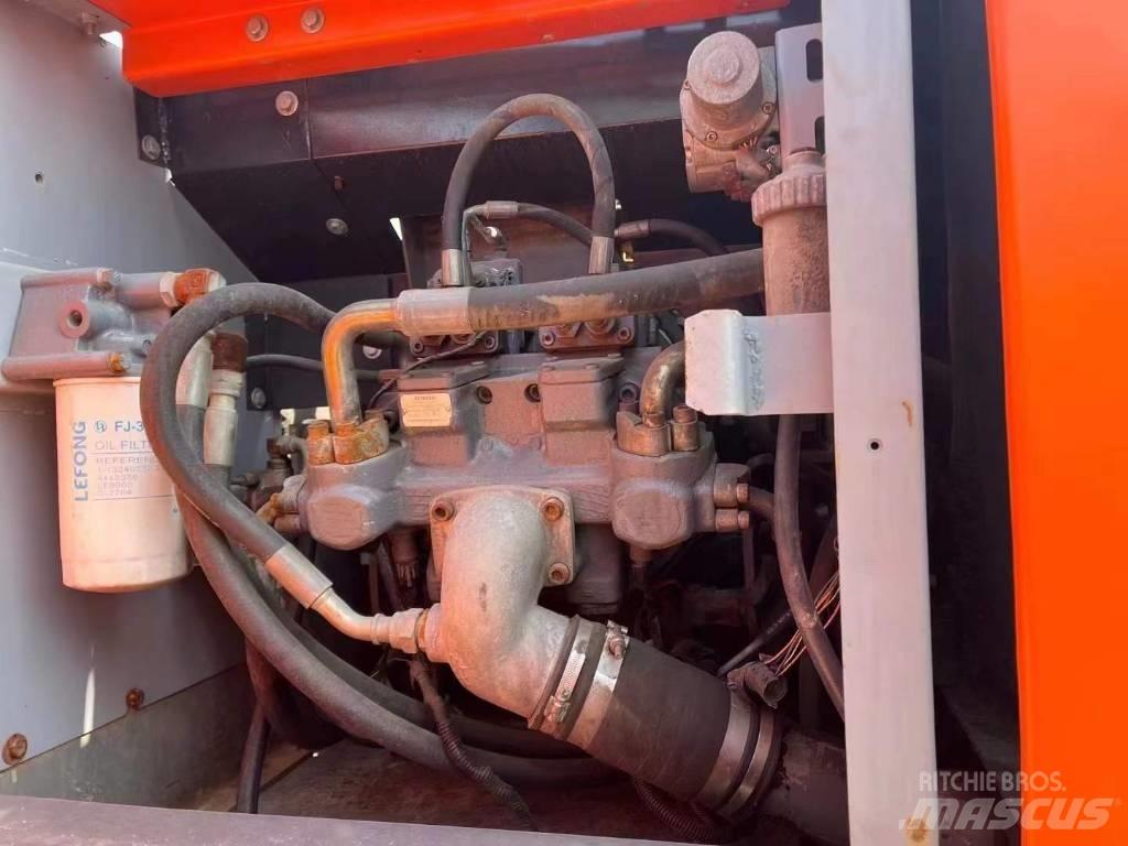 Hitachi ZAXIS240 Crawler excavators