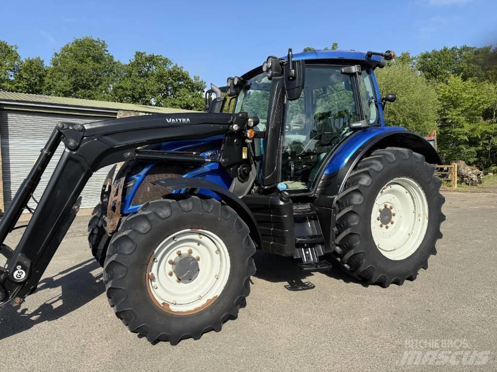 Valtra N 134 Active Tractors