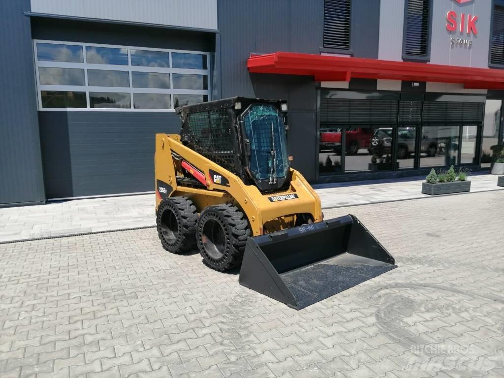 CAT 226 B 3 Skid steer loaders