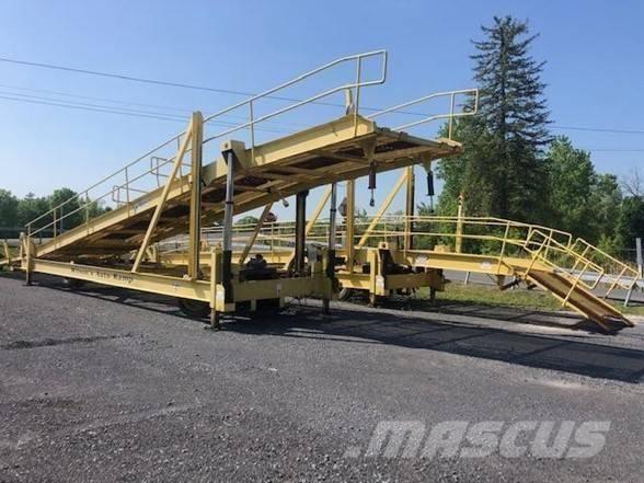 Wilson Car-Hauler Transport vehicles