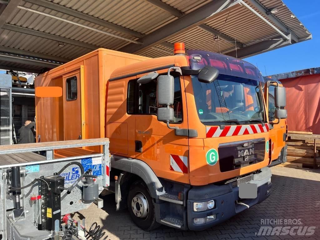 MAN TGL 8.220 Box trucks