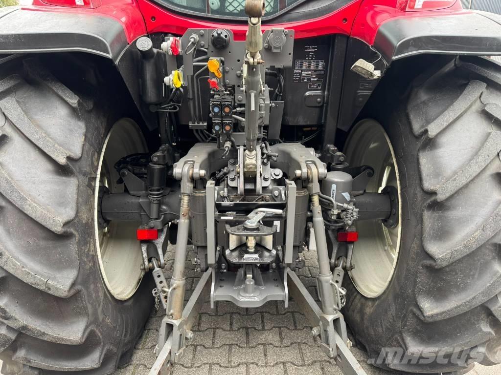 Valtra G105 H Tractors