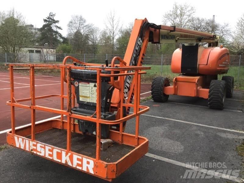 JLG 800 AJ Articulated boom lifts