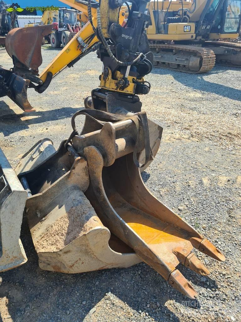Wacker Neuson EW 100 Wheeled excavators