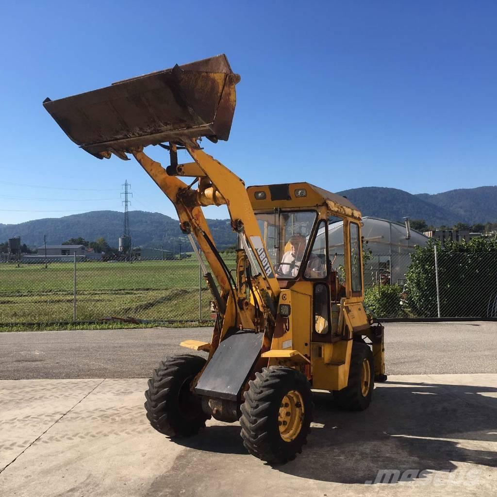 Kubota R 400 Backhoe