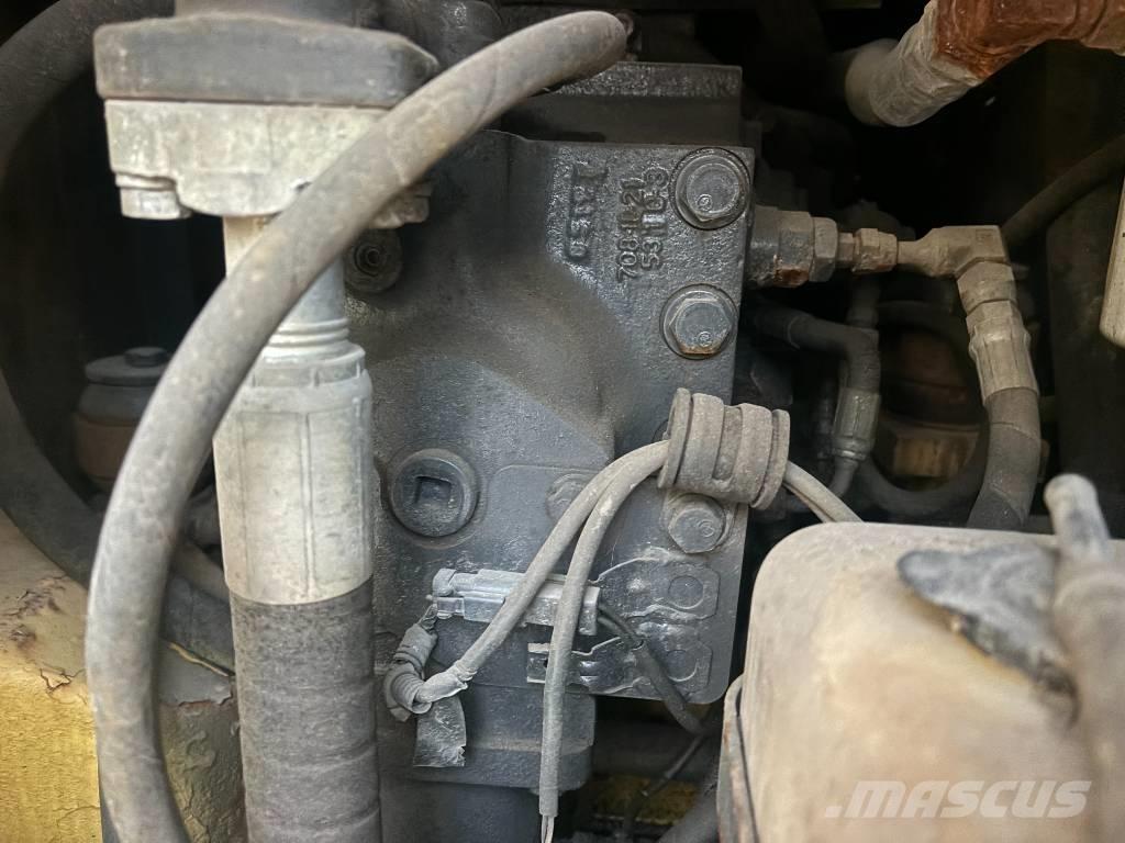 Komatsu PC 138 US Mini excavators  7t - 12t