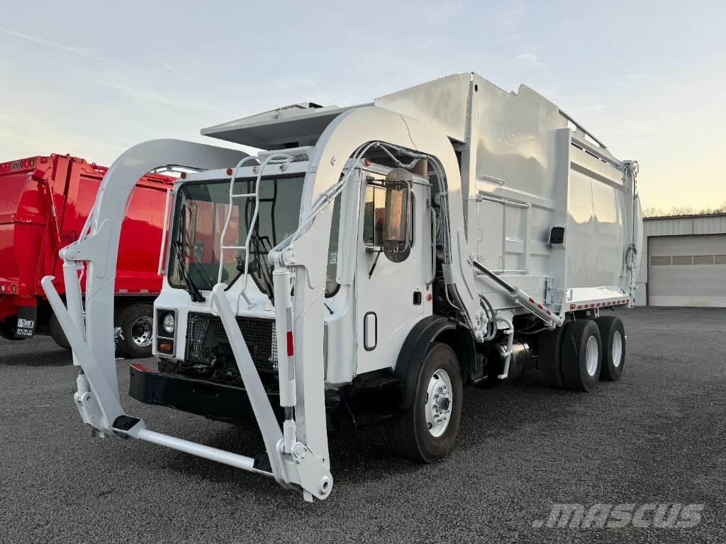 Mack MR Waste trucks