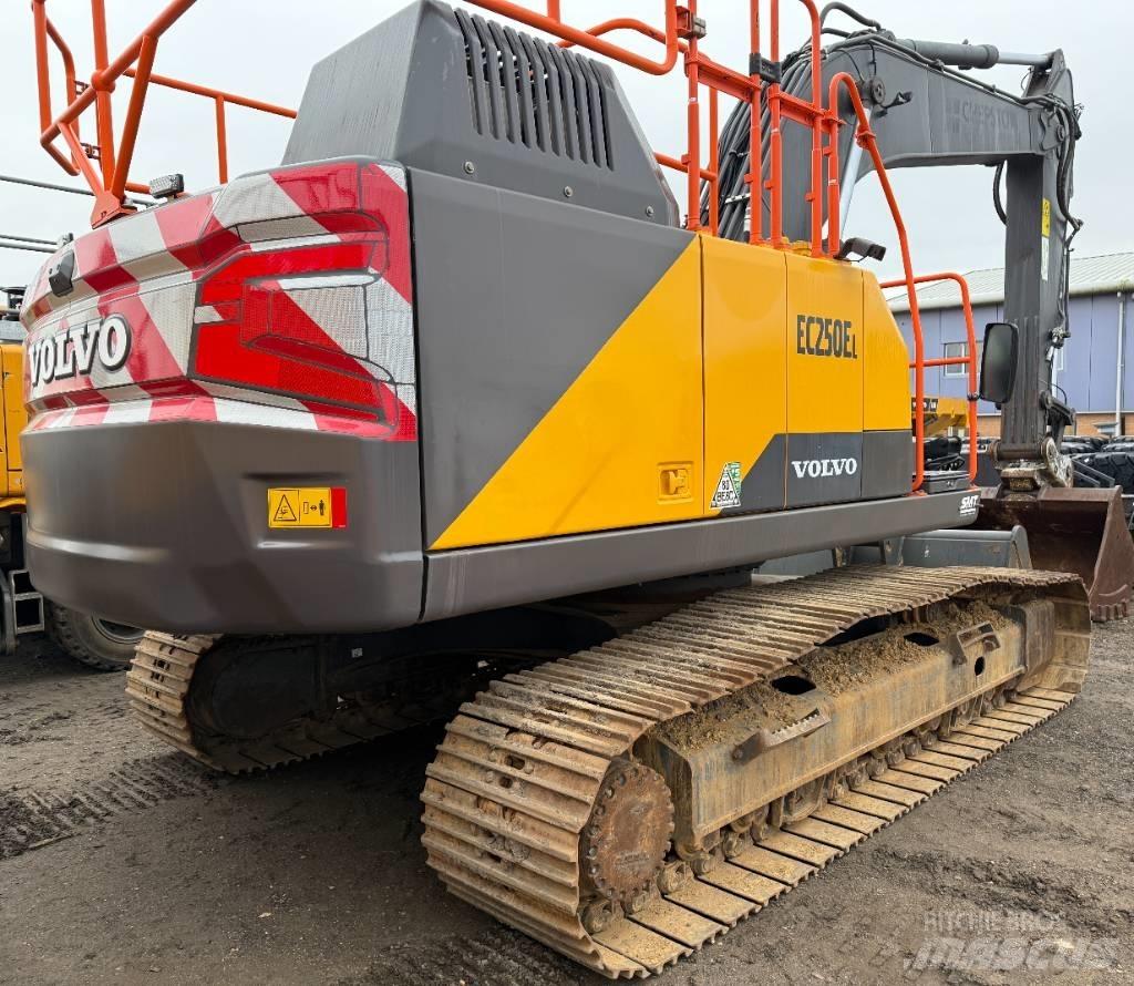 Volvo EC 250 EL Crawler excavators