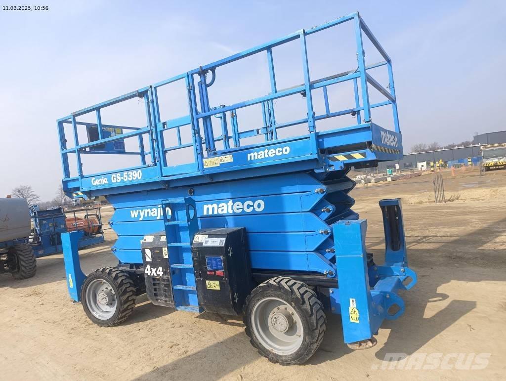 Genie 5390 RT Scissor lifts