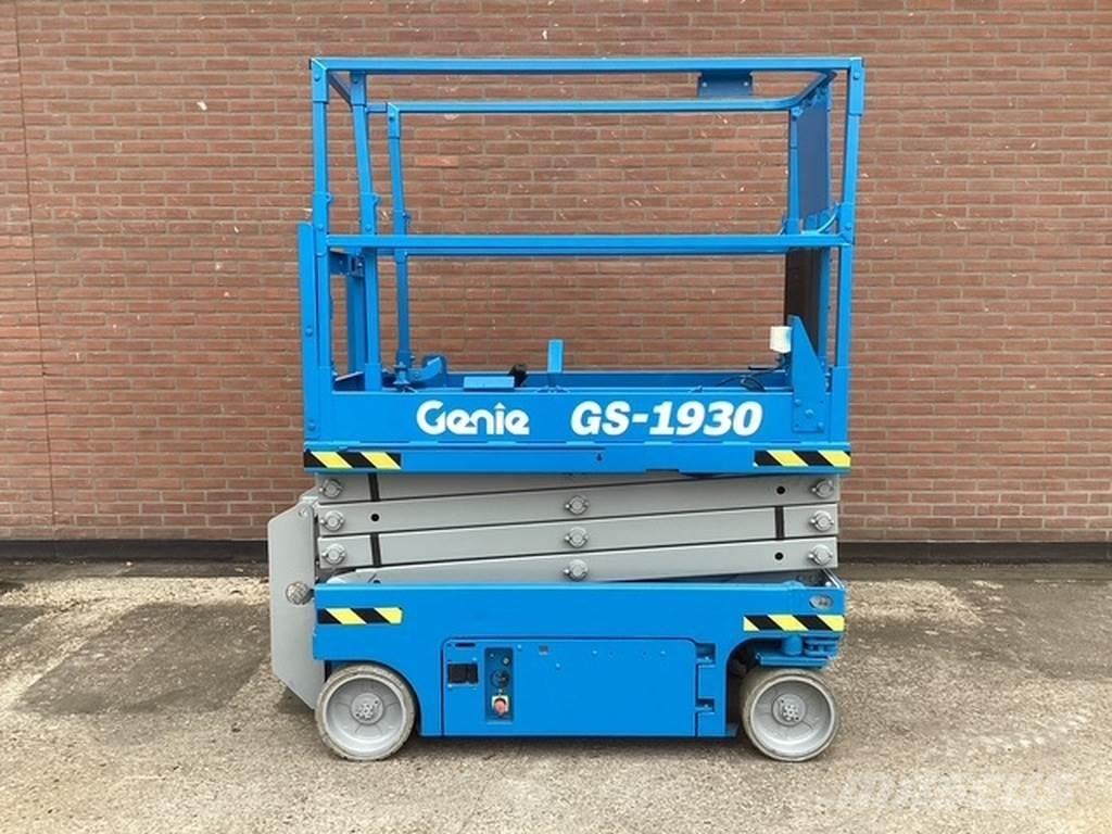 Genie GS1930 Scissor lifts