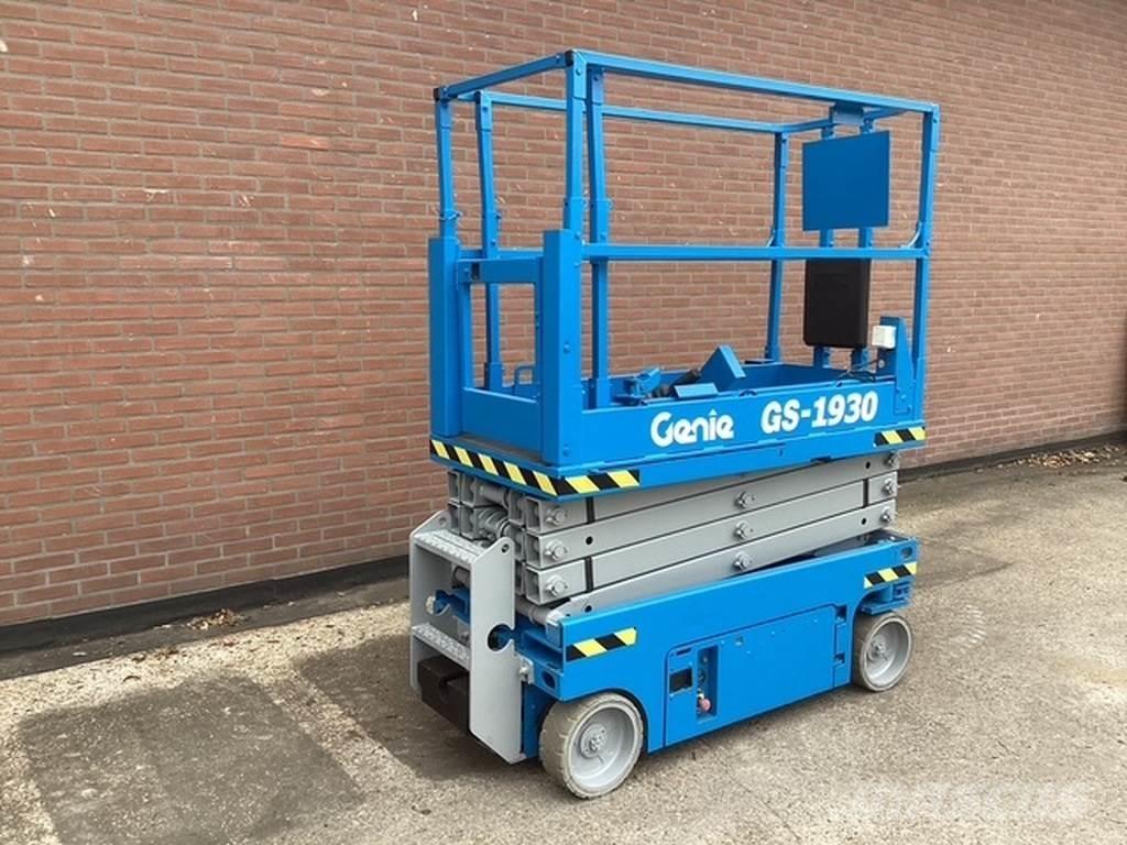 Genie GS1930 Scissor lifts