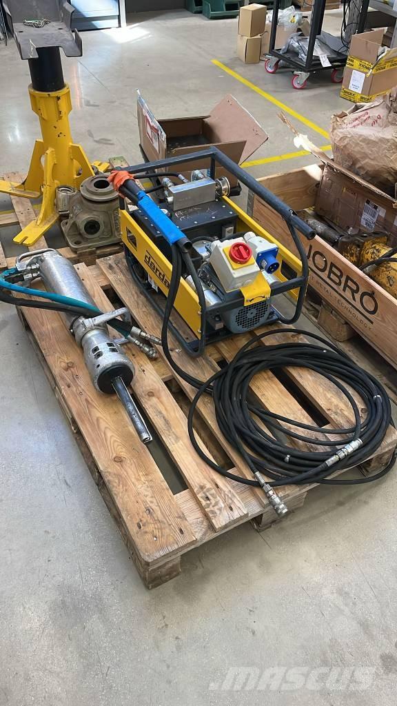 Darda C4 Hammers / Breakers