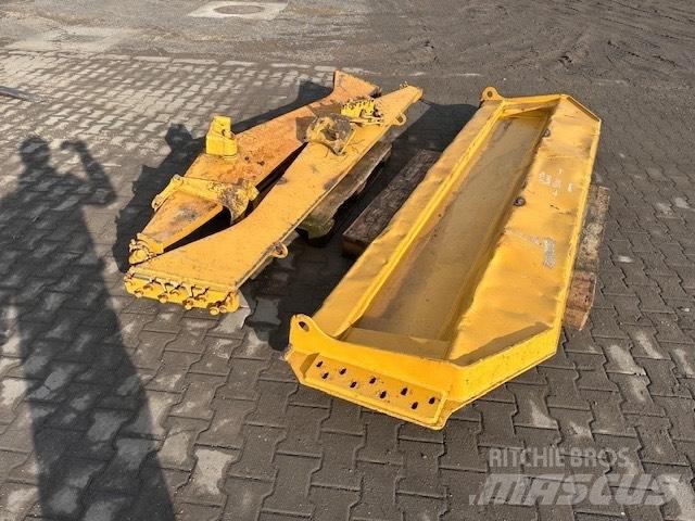 CAT 730 KLAPA Articulated Haulers